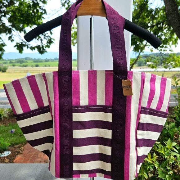 Victoria's Secret Striped Carry On Large Canvas Zipper Beach Tote NEW MSRP $49 - Picture 1 of 14